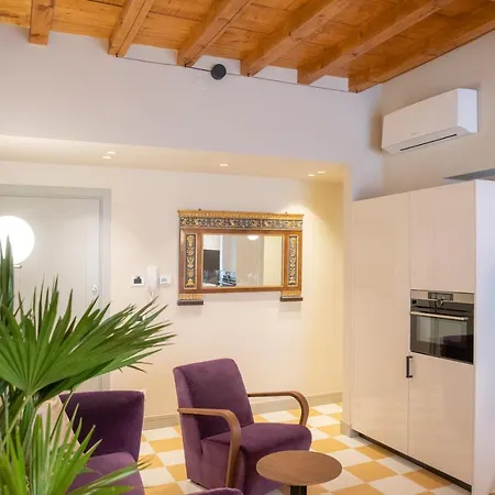 Palazzo Scappi Gardi Luxury