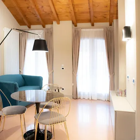 Palazzo Scappi Gardi Luxury *