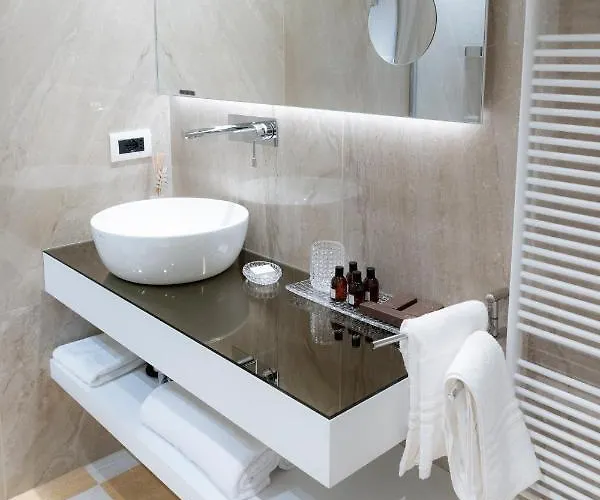 Palazzo Scappi Gardi Luxury Apartment