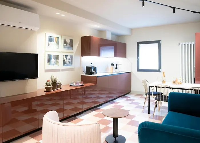 Palazzo Scappi Gardi Luxury Apartment Bologna