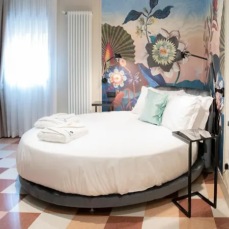 Apartment Palazzo Scappi Gardi Luxury *