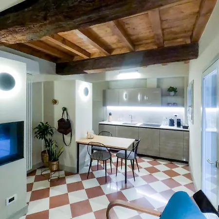 Apartment Palazzo Scappi Gardi Luxury