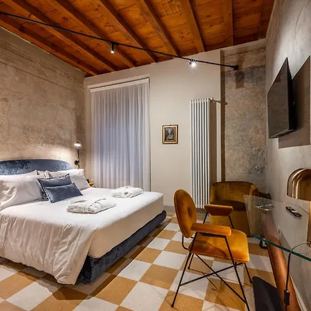 Palazzo Scappi Gardi Luxury