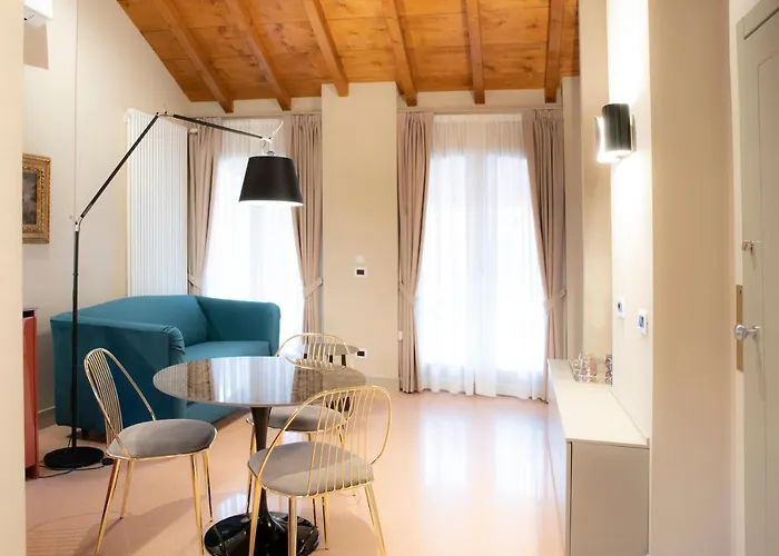 Palazzo Scappi Gardi Luxury *