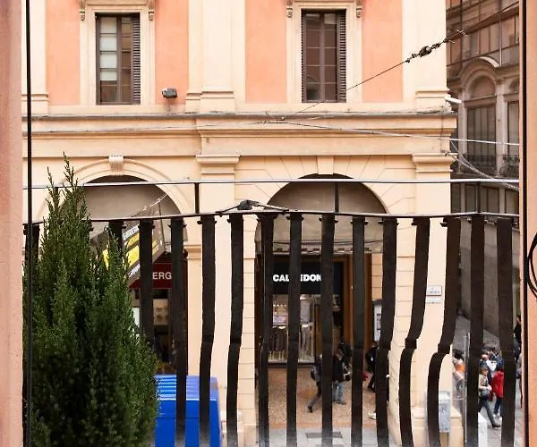 Lejlighed Palazzo Scappi Gardi Luxury *