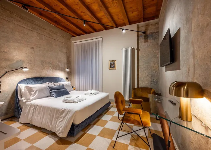 Palazzo Scappi Gardi Luxury